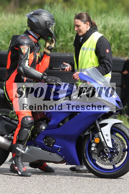 /Archiv-2025/10 23.04.2025 Cornu Master School ADR/gruen-vert/47